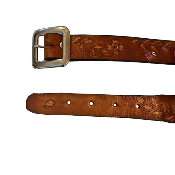 Vintage Hand Tooled Leather Belt Floral Leaf Design Silver Buckle 26–29 inches - Picture 3 of 4